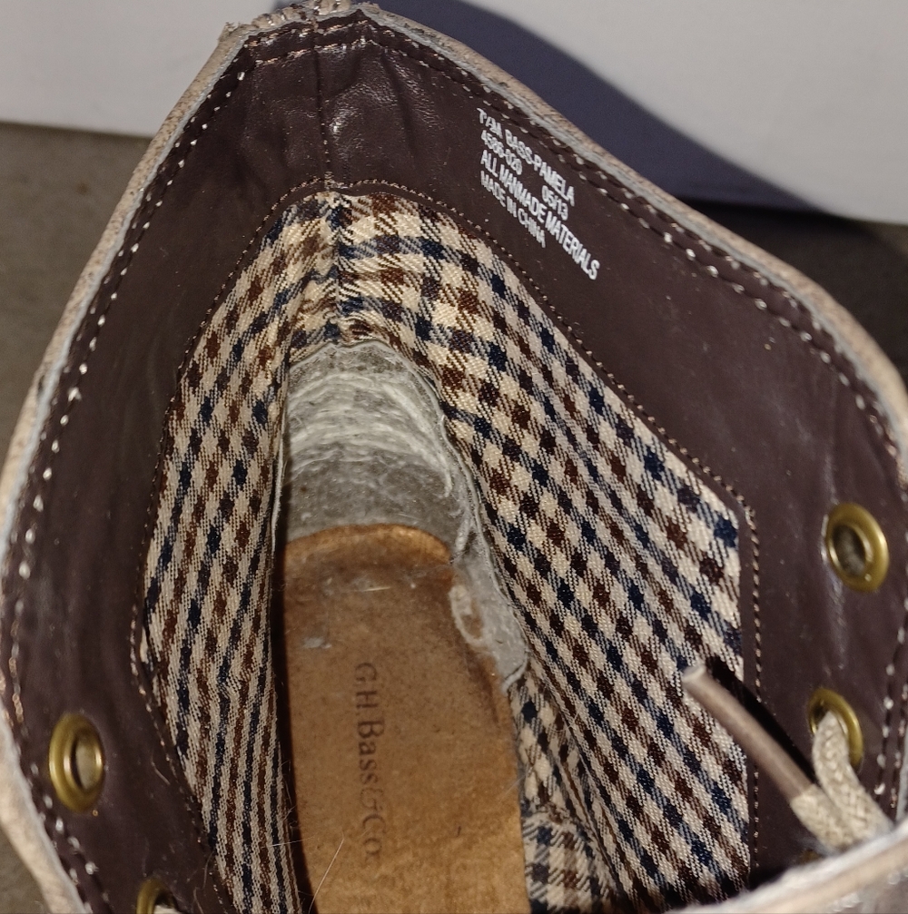G.H. Bass & Co. Pamela Boots - Picture 8 of 9